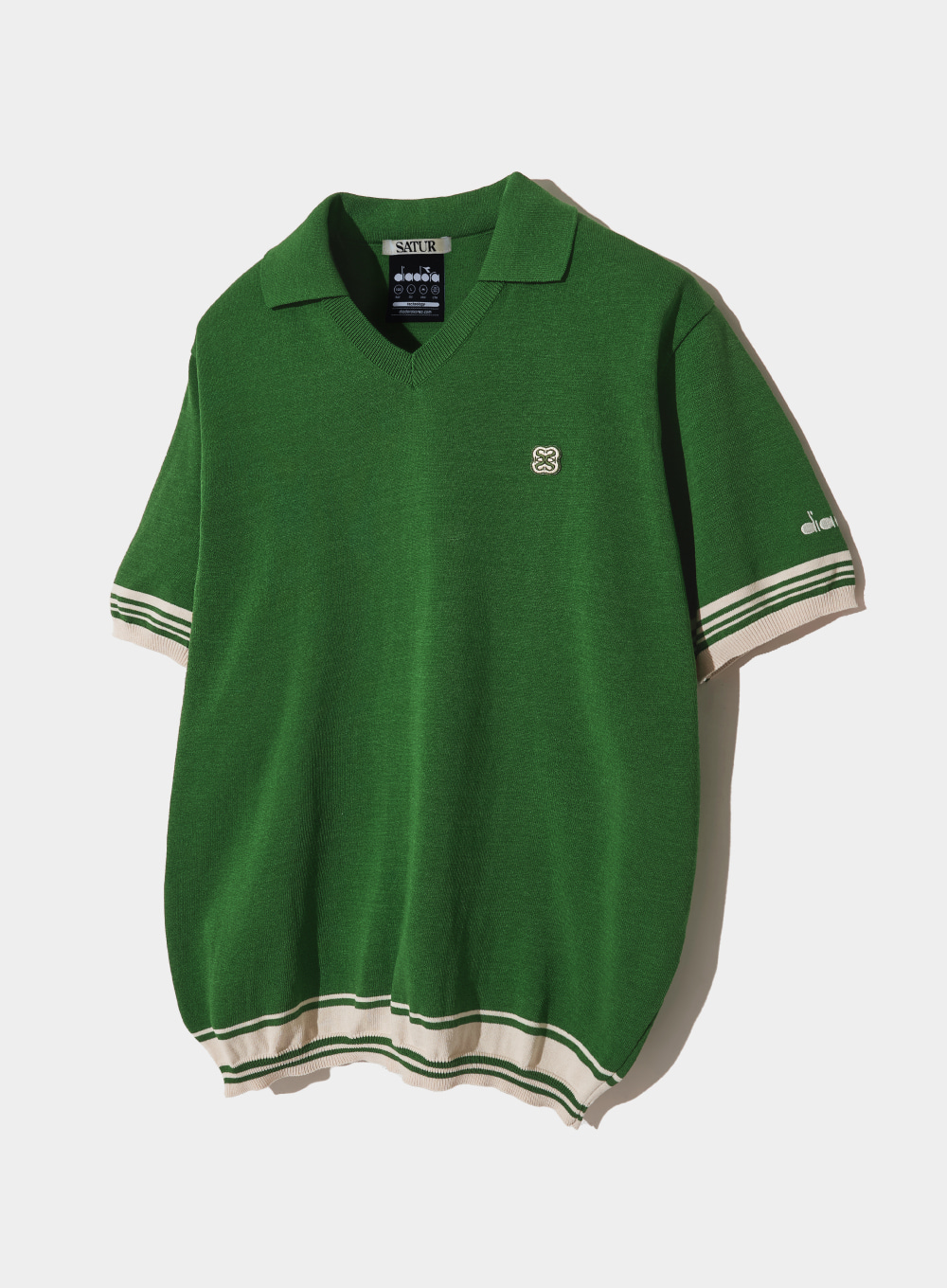 [2월 5일 예약배송][Satur X Diadora] V-Neck Collar Half-Knit T-Shirts - Deep Green