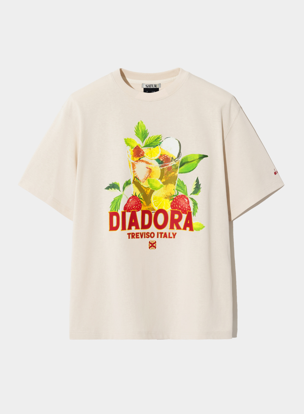 [2월 5일 예약배송][Satur X Diadora] Signature Artwork Graphic T-Shirts - Resort Ivory