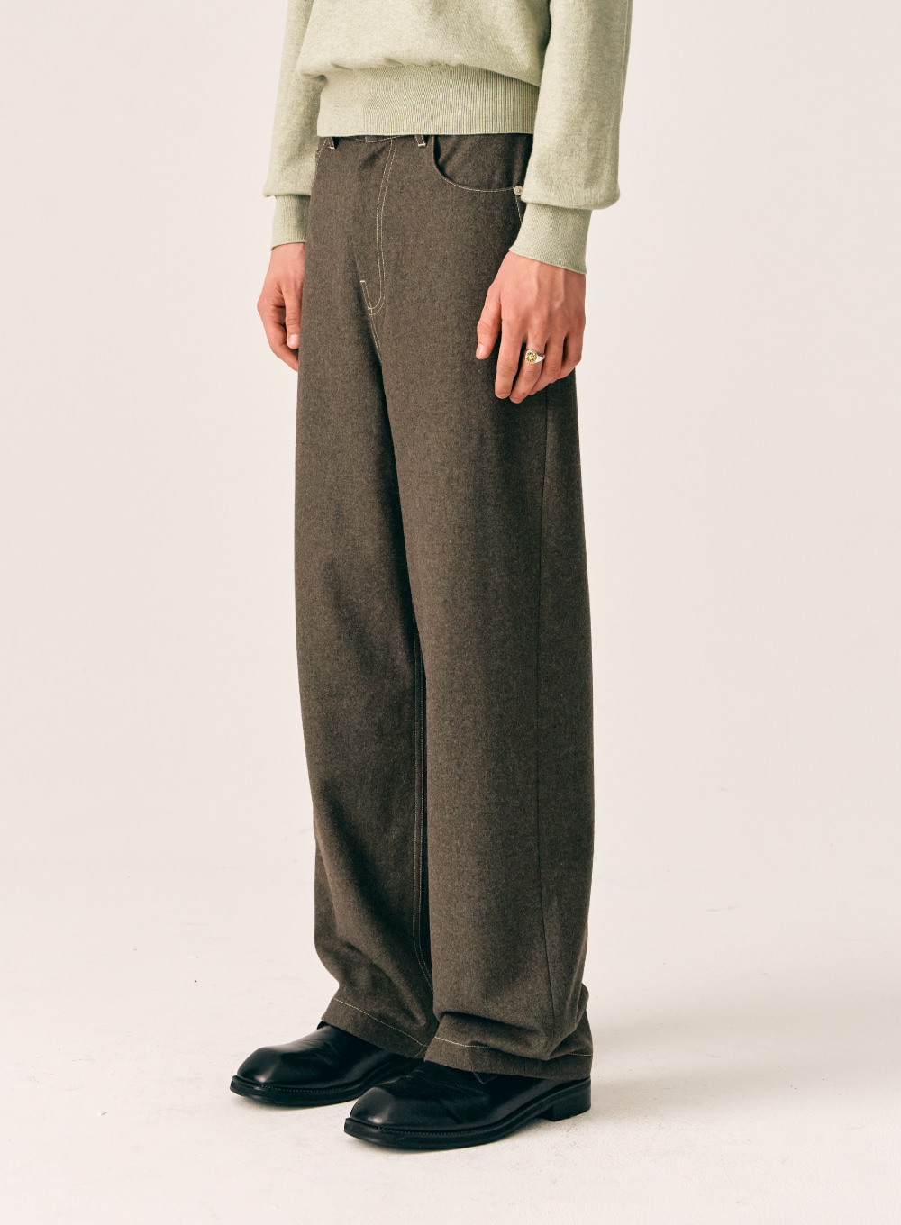 [10월 9일 예약배송]Classic Wool Blend Pants - Dusty Khaki