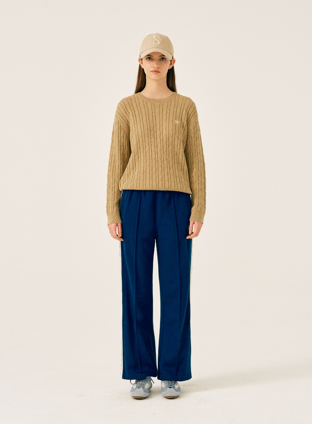 (W) Classic Solid Cable Knit - Organic Beige