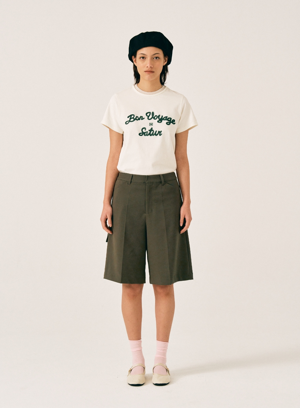 [5월 7일 예약배송] (W) Satur Logo Voyage T-Shirts - Pine Green