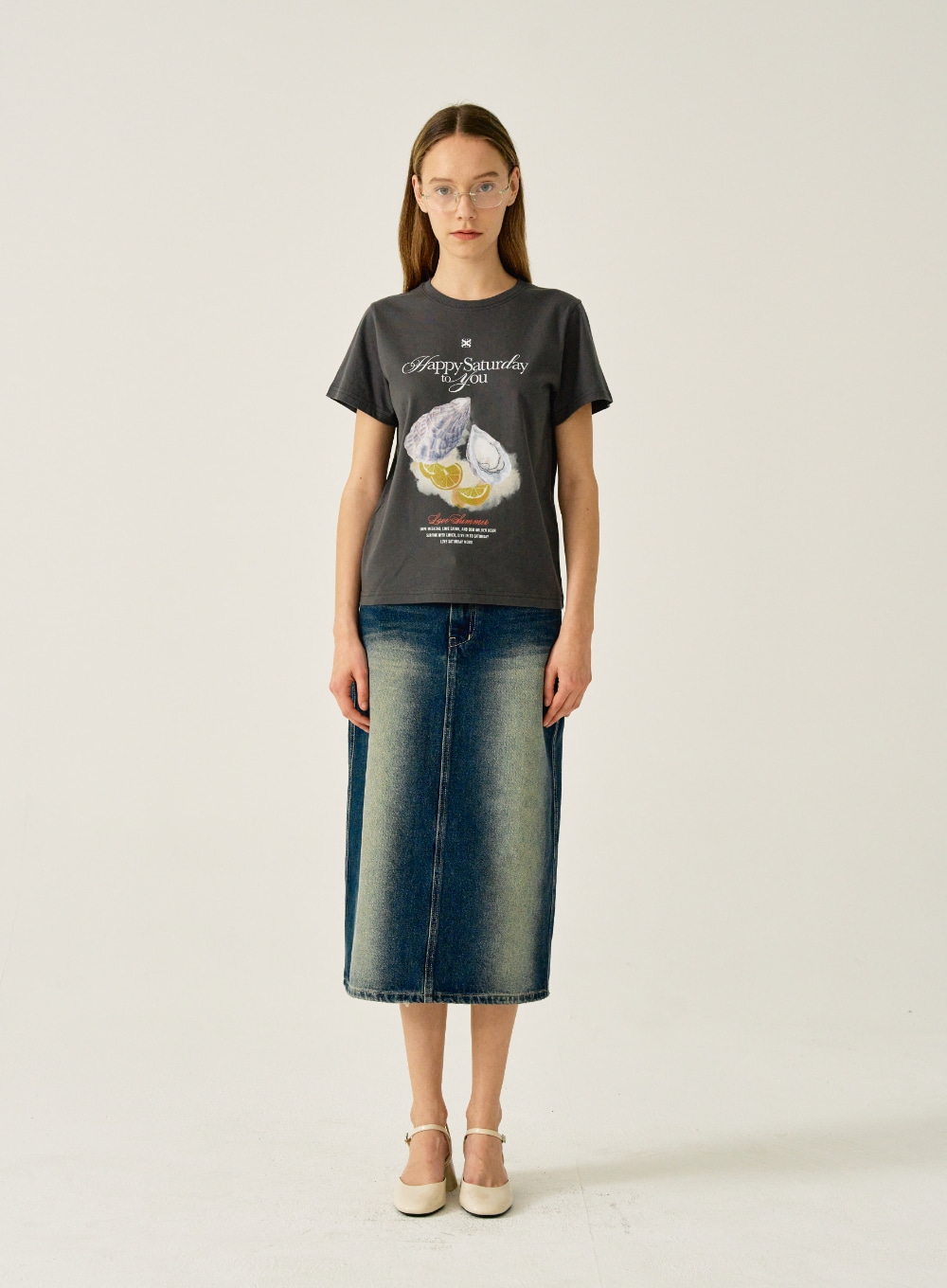 [5월 14일 예약배송] (W) Oyster Graphic T-Shirt - Retro Charcoal