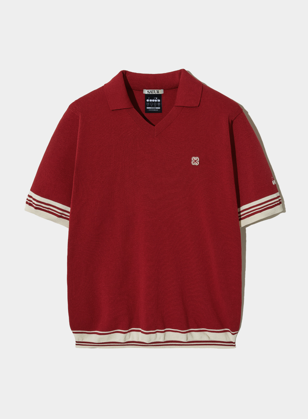 [Satur X Diadora] V-neck collar half-knit T-shirt - Crimson Red