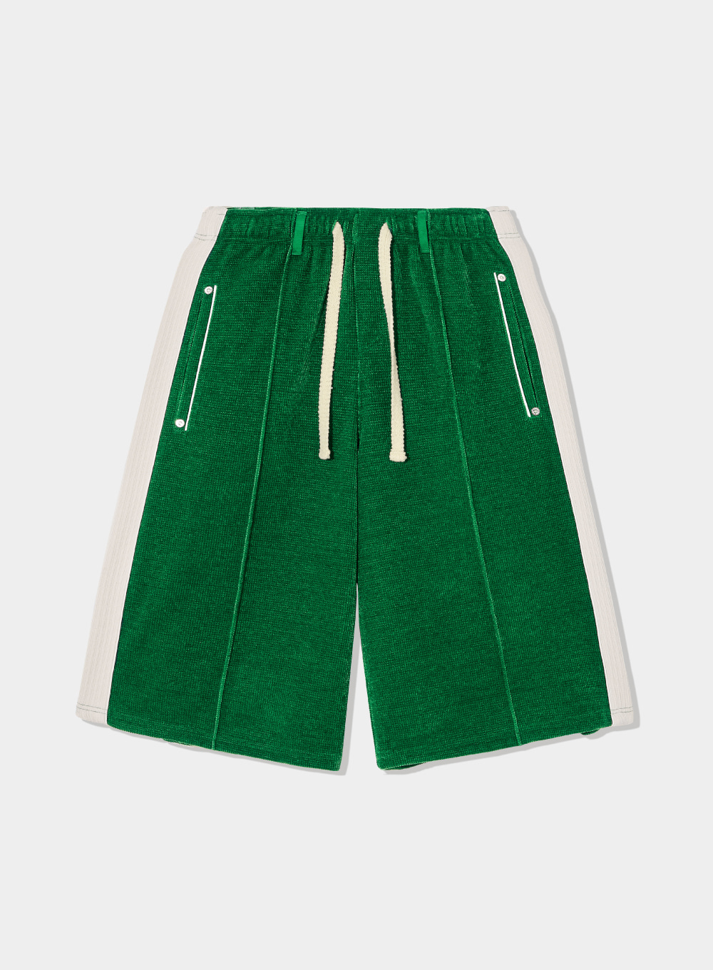 Hazen Velour Bermuda Pants Fern Green