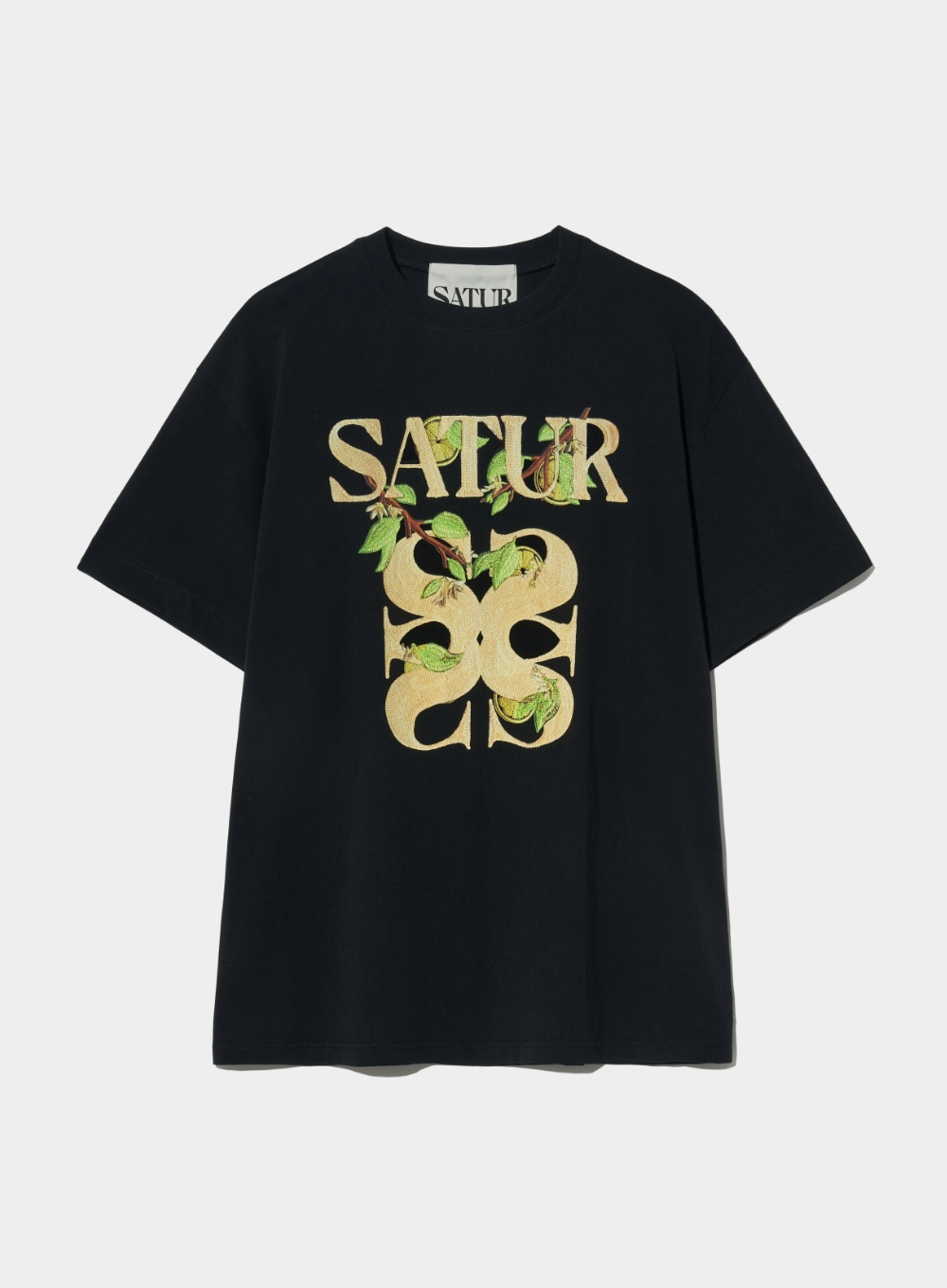[5월 16일 예약배송] Apero Leaf Graphic T-Shirt - Classic Black