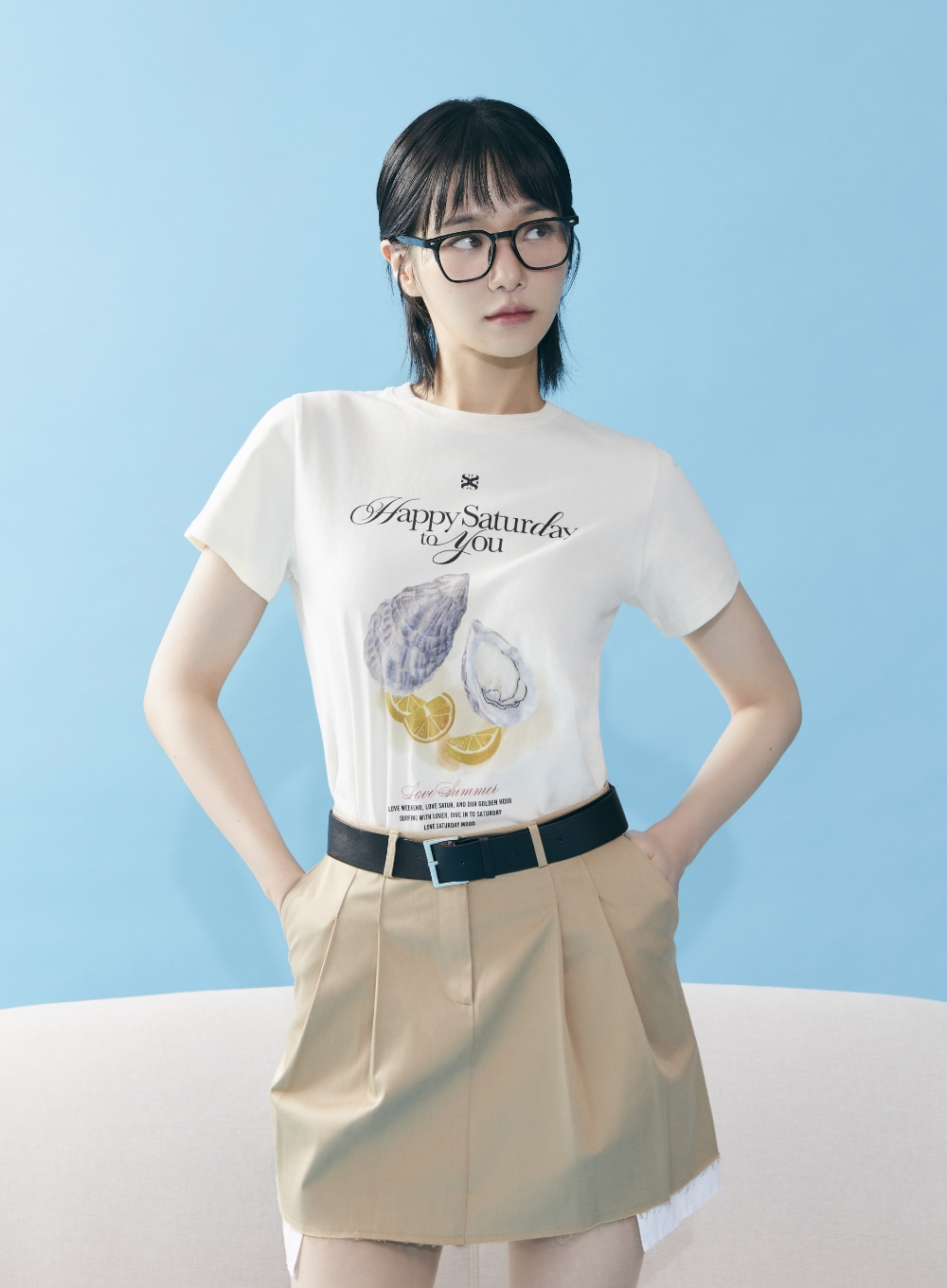 (W) Oyster Graphic T-Shirt - Retro Ivory