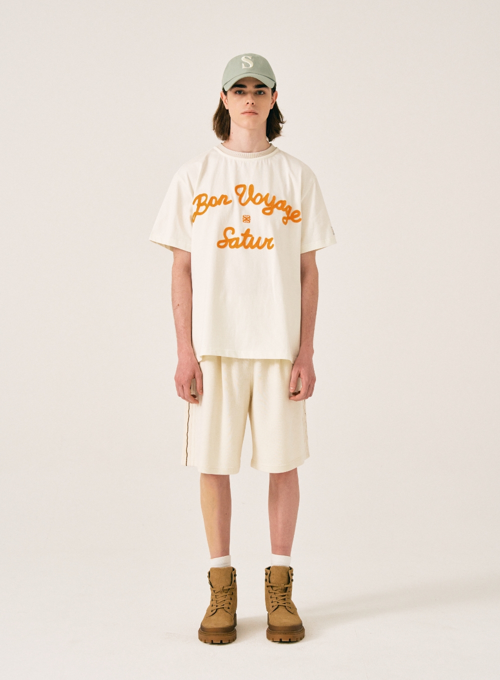 [6월 7일 예약배송] Satur Logo Voyage T-Shirts - Ivory Orange