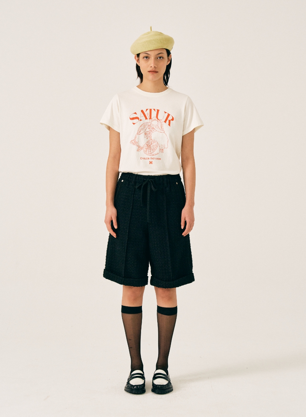 [6월 7일 예약배송] (W) Capri Citron Drawing Summer Graphic T-Shirts - Cream Orange
