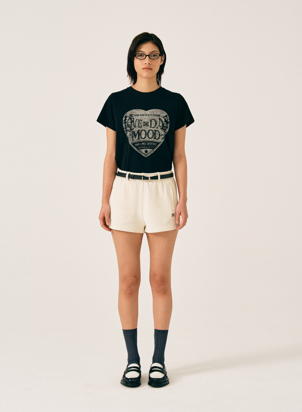 [5,000원 쿠폰] (W) Saturday Retro Mood Graphic T-Shirts - Vintage Black