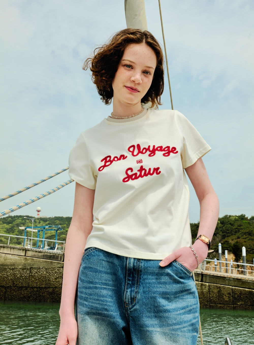 (W) Satur Logo Voyage T-Shirts - Period Red
